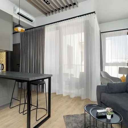 Apartment Rodzinne Dla 5 Osob Klimatyzacja By Renters *