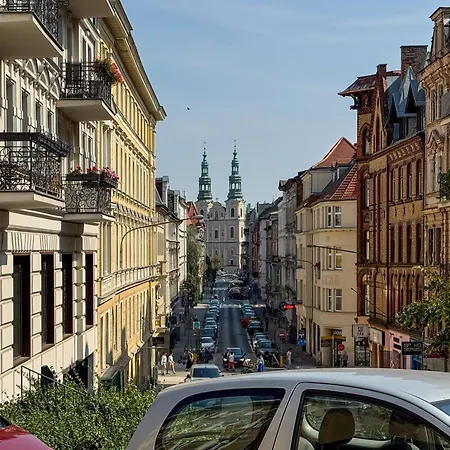 Rodzinne Dla 5 Osob Klimatyzacja By Renters 아파트